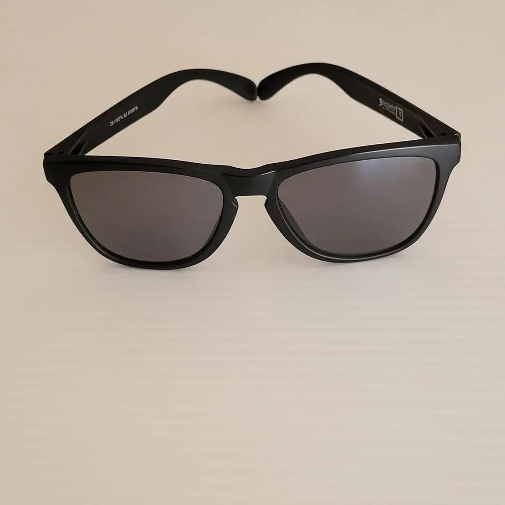 Fuse 3 Rooker Unisex Sunglasses with cloth pouch